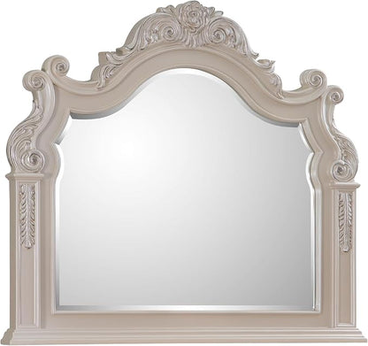 First of a Kind Santa Monica Traditional 4 Piece Queen Bedroom Set - Image 4