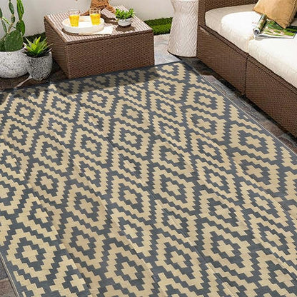 SAND MINE Reversible Mats, Plastic Straw Rug, Modern Area Rug, Large Floor Mat by SANDMIND